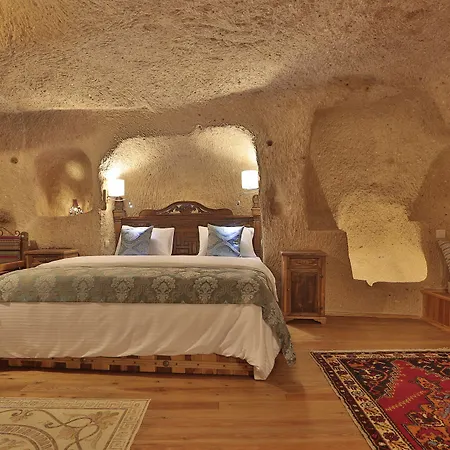 Отель Three Doors Cappadocia 3*