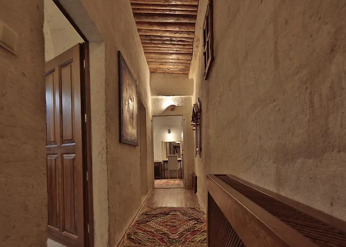 Three Doors Cappadocia Otel 3*