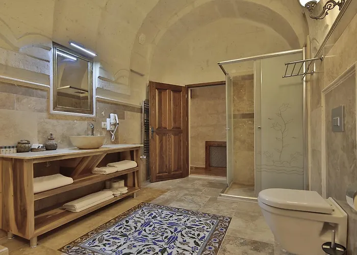 Three Doors Cappadocia Otel 3*